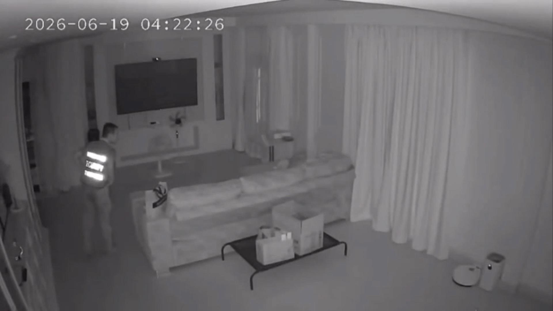 รปภ.หมู่บ้านหรู ปีนบ้านสาวอินฟลูฯ หวังข่มขืน